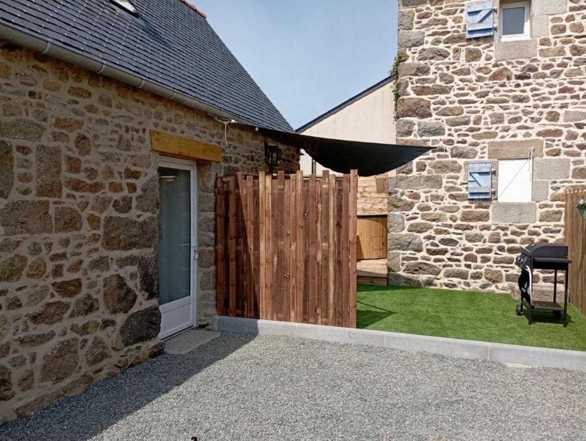 Gite Avec Son Bain Nordique Privatif Au Feu De Bois Pleubian Exterior foto